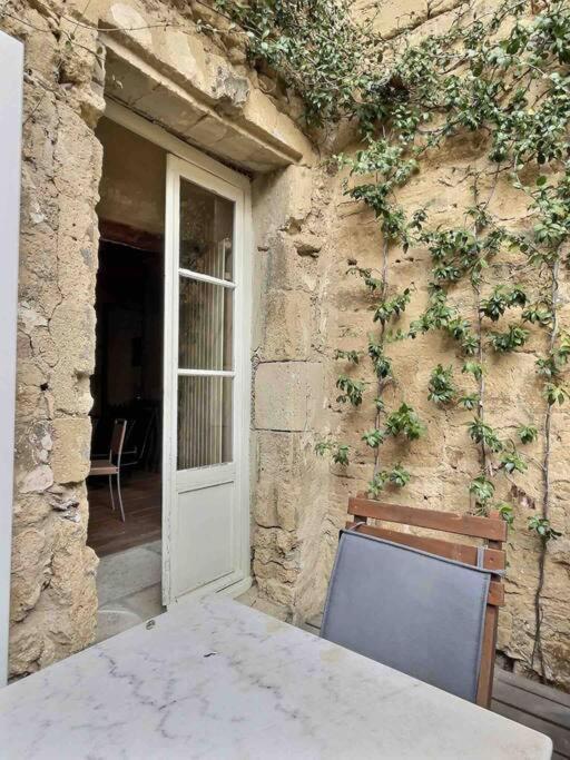 רמולין Chez Lydia - Loft Cosy, Depart Canoe A Pied, Proche Pont-Du-Gard Et Uzes מראה חיצוני תמונה